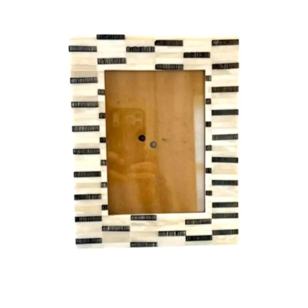 Matr Boomie Mukhendu Dash Bone Frame Black White 5x7